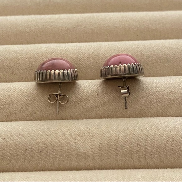 Vintage Sterling Silver Pink Opal Gemstone Stud Earrings - Picture 6 of 9